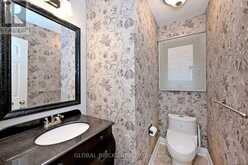 8 ELMSLEY DRIVE | Richmond Hill Ontario | Slide Image Twenty
