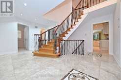 8 ELMSLEY DRIVE | Richmond Hill Ontario | Slide Image Twenty-two