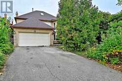 8 ELMSLEY DRIVE | Richmond Hill Ontario | Slide Image Two
