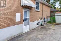 140 WILLOW LANE | Newmarket Ontario | Slide Image Nineteen