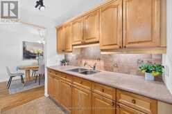 140 WILLOW LANE | Newmarket Ontario | Slide Image Eight