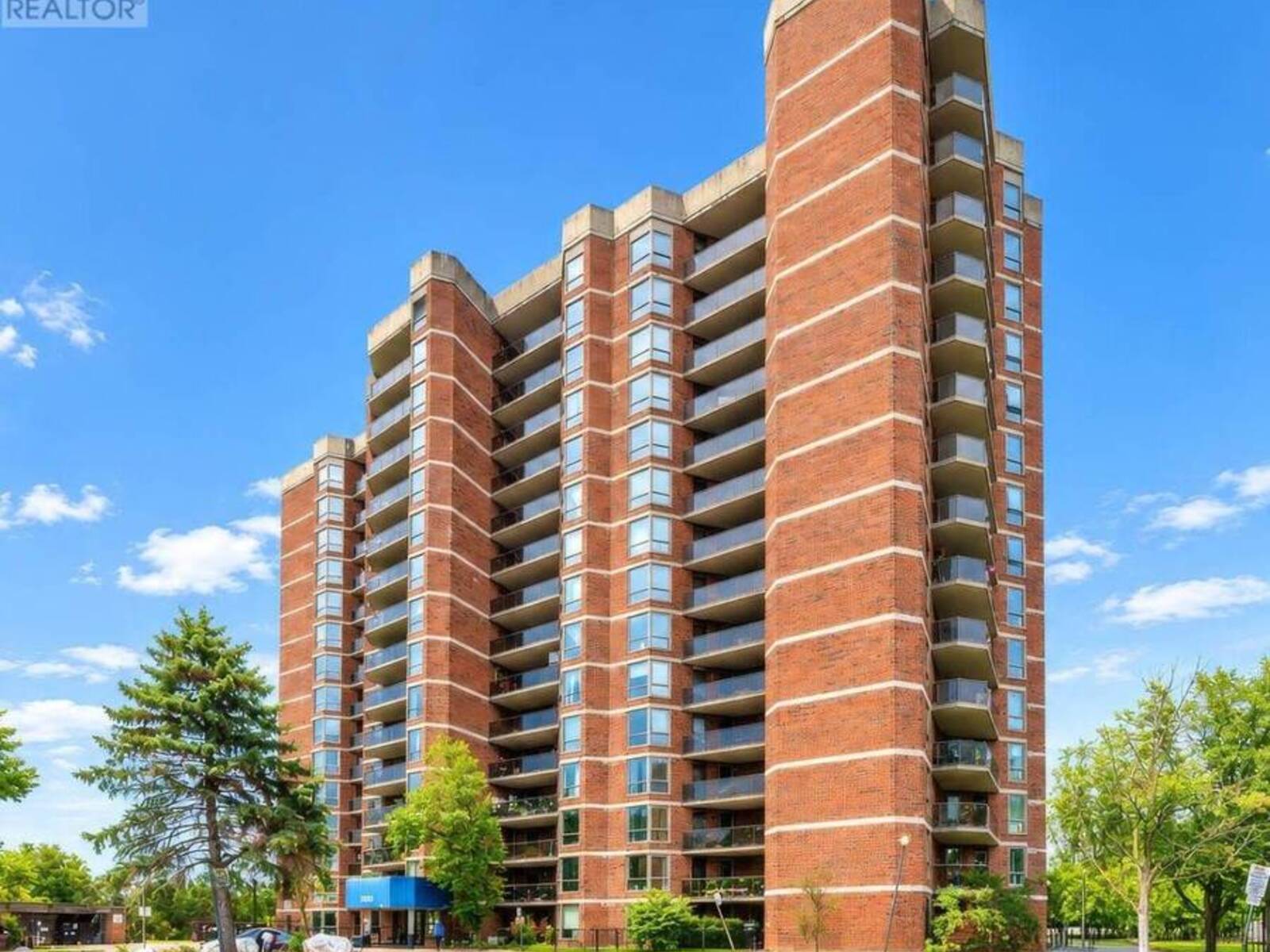 607 - 238 ALBION ROAD, Toronto, Ontario M9W 6A7