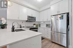 227 - 652 CRICKLEWOOD DRIVE | Mississauga Ontario | Slide Image Eight