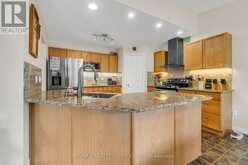 752 NORTH LEAKSDALE CIRCLE | London Ontario | Slide Image Thirteen