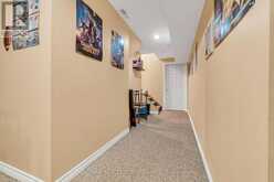 752 NORTH LEAKSDALE CIRCLE | London Ontario | Slide Image Thirty