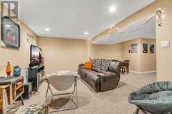 752 NORTH LEAKSDALE CIRCLE | London Ontario | Slide Image Thirty-two