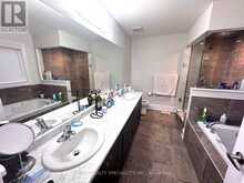 8619 CHICKORY TRAIL | Niagara Falls Ontario | Slide Image Nine