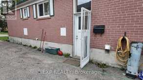 23 CHAPMAN AVENUE | Toronto Ontario | Slide Image Three
