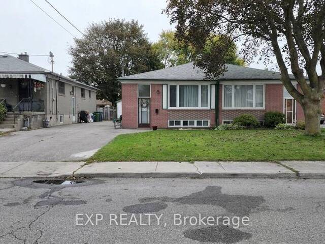 23 CHAPMAN AVENUE Toronto Ontario, M4B 1C3 - 5 Bedrooms Home For Sale