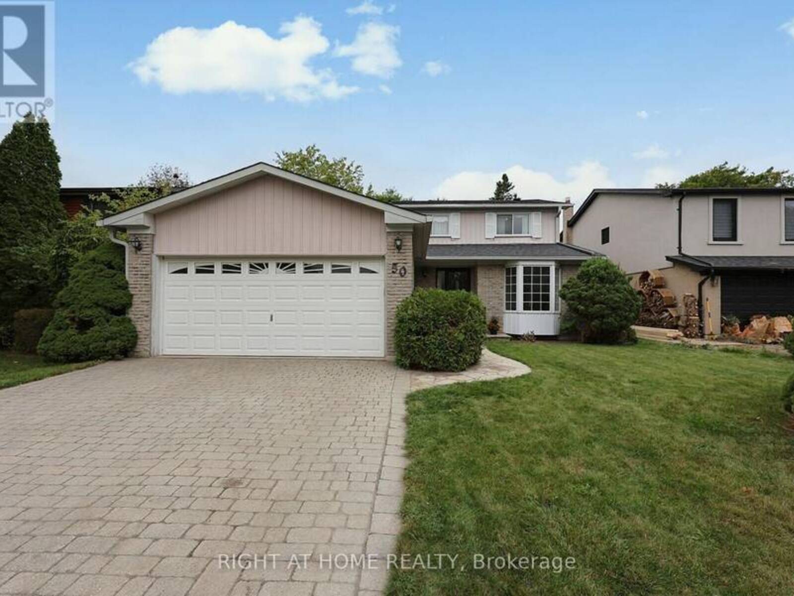 50 MAYVERN CRESCENT, Richmond Hill, Ontario L4C 5J4