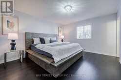 25 WATERTON CRESCENT | Richmond Hill Ontario | Slide Image Sixteen