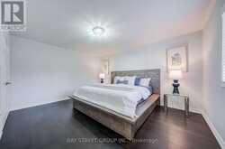 25 WATERTON CRESCENT | Richmond Hill Ontario | Slide Image Seventeen