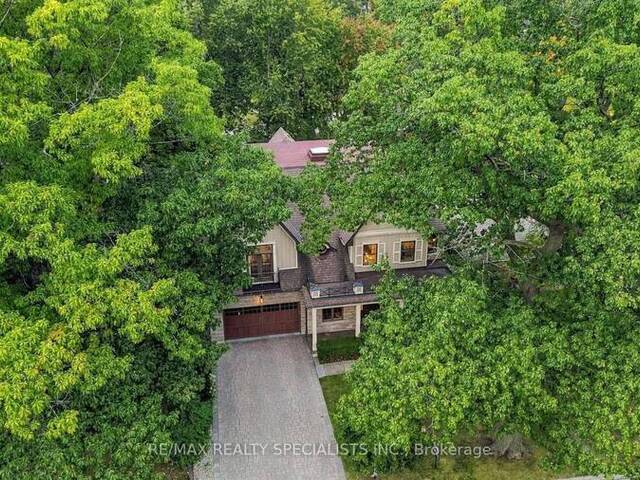 53 CUMBERLAND DRIVE Mississauga Ontario, L5G 3N1 - 5 Bedrooms Home For Sale