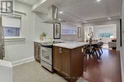 267 LAUDER AVENUE | Toronto Ontario | Slide Image Nine