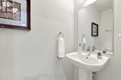 41 AMULET WAY | Whitby Ontario | Slide Image Eight
