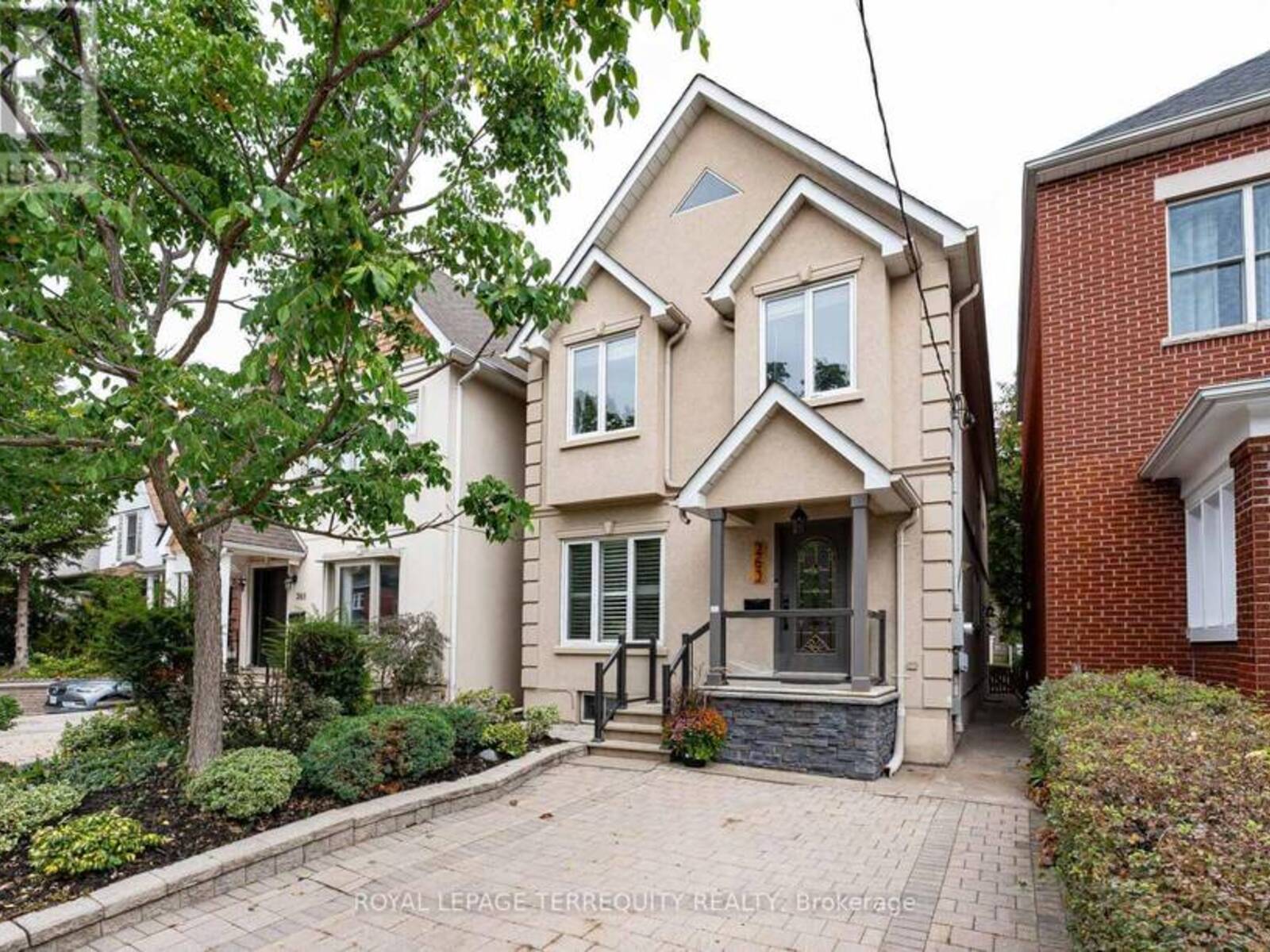263 WINDERMERE AVENUE, Toronto, Ontario M6S 3K4