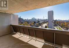 1004 - 720 SPADINA AVENUE | Toronto Ontario | Slide Image Ten