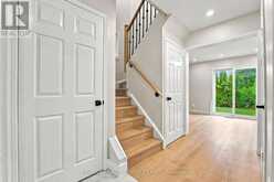 6 SCARBELL DRIVE | Toronto Ontario | Slide Image Seven