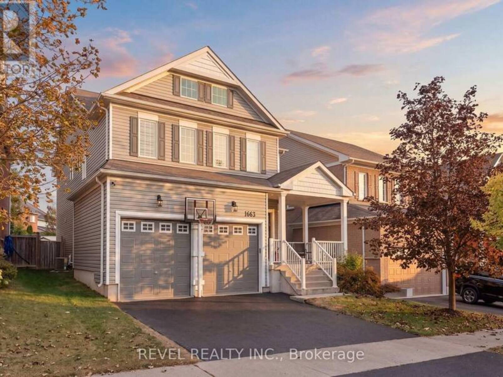 1683 FINKLE DRIVE, Oshawa, Ontario L1K 0R5