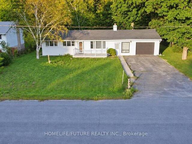 85 PETERSON STREET Quinte West Ontario, K8V 5P8 - 3 Bedrooms Home For Sale