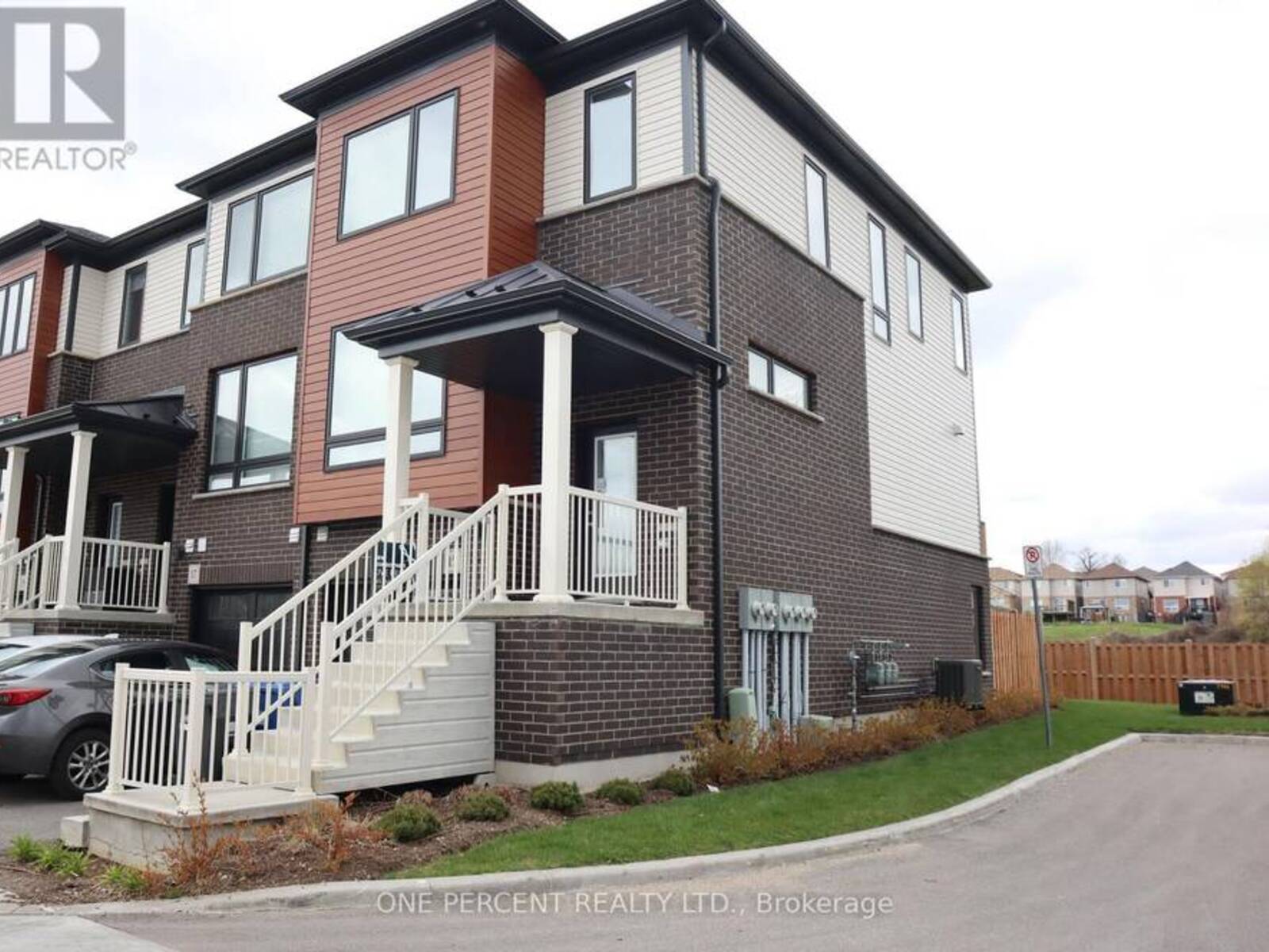 15 SORA LANE, Guelph, Ontario N1E 0T4