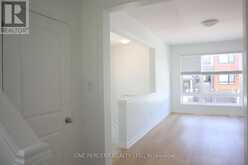 15 SORA LANE | Guelph Ontario | Slide Image Ten