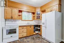 38 WASHINGTON STREET | Paris Ontario | Slide Image Thirteen
