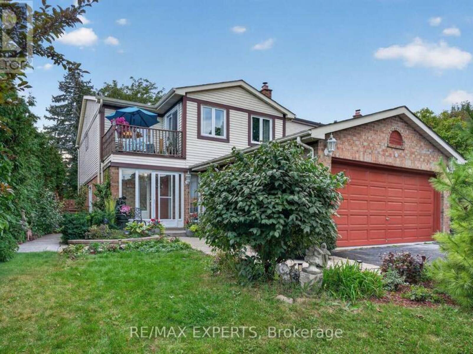 155 STEPHEN STREET, Richmond Hill, Ontario L4C 5P9