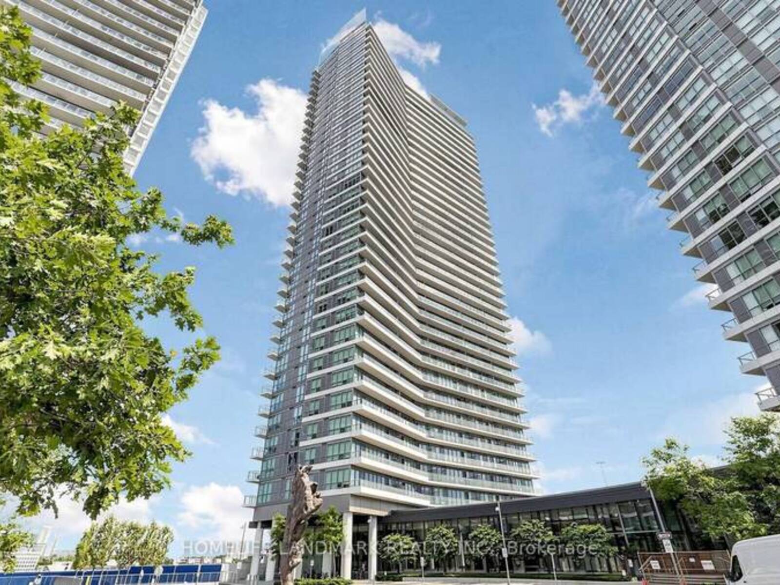 SPH09 - 117 MCMAHON DRIVE, Toronto, Ontario M2K 2X9