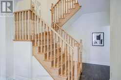 202 VIVANT STREET | Newmarket Ontario | Slide Image Nine