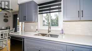 79 BROWNING TRAIL | Barrie Ontario | Slide Image Twelve