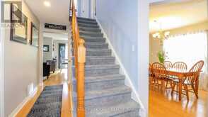 79 BROWNING TRAIL | Barrie Ontario | Slide Image Sixteen