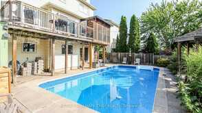 79 BROWNING TRAIL | Barrie Ontario | Slide Image Thirty-two