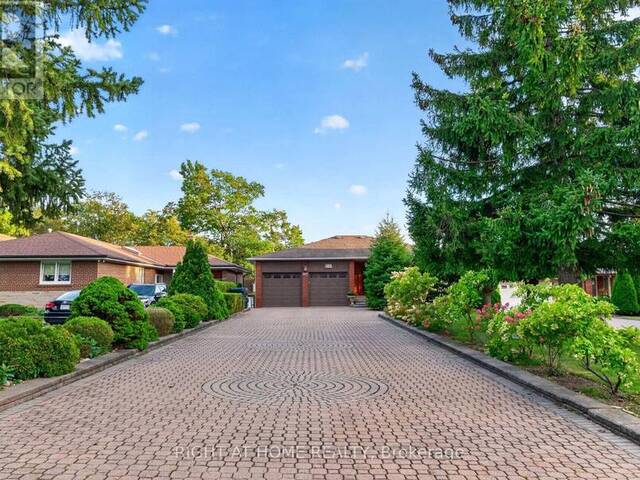 397 MAPLE LEAF DRIVE Toronto Ontario, M6L 1P4 - 4 Bedrooms Home For Sale