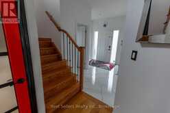 214 CARDINAL CRESCENT | Welland Ontario | Slide Image Twelve
