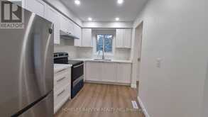 147 DUNBAR CRESCENT | Markham Ontario | Slide Image Four
