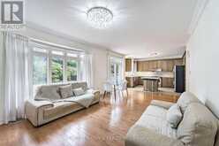8 MATISSE TRAIL | Vaughan Ontario | Slide Image Twenty-one
