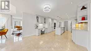 22 ARDWOLD GATE | Richmond Hill Ontario | Slide Image Sixteen