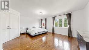 22 ARDWOLD GATE | Richmond Hill Ontario | Slide Image Twenty-two