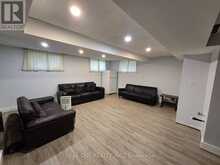 389 KERRYBROOK DRIVE | Richmond Hill Ontario | Slide Image Twenty-five