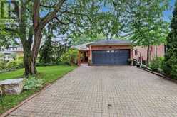 66 HUTCHINSON DRIVE | Alliston Ontario | Slide Image Two