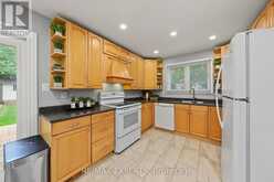 326 OAKWOOD COURT | Newmarket Ontario | Slide Image Thirteen