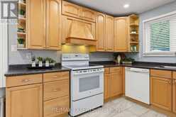 326 OAKWOOD COURT | Newmarket Ontario | Slide Image Fourteen