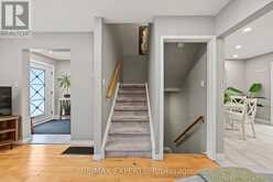 326 OAKWOOD COURT | Newmarket Ontario | Slide Image Nineteen