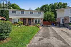 326 OAKWOOD COURT | Newmarket Ontario | Slide Image Three