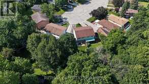 326 OAKWOOD COURT | Newmarket Ontario | Slide Image Fifty