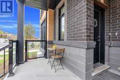 5 - 1 BOND CRESCENT | Richmond Hill Ontario | Slide Image Eight