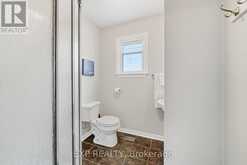 312 WALNUT STREET W | Whitby Ontario | Slide Image Nineteen