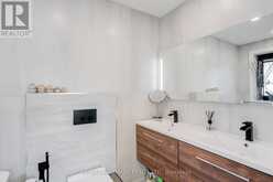 61 MARLIN COURT | Newmarket Ontario | Slide Image Nineteen