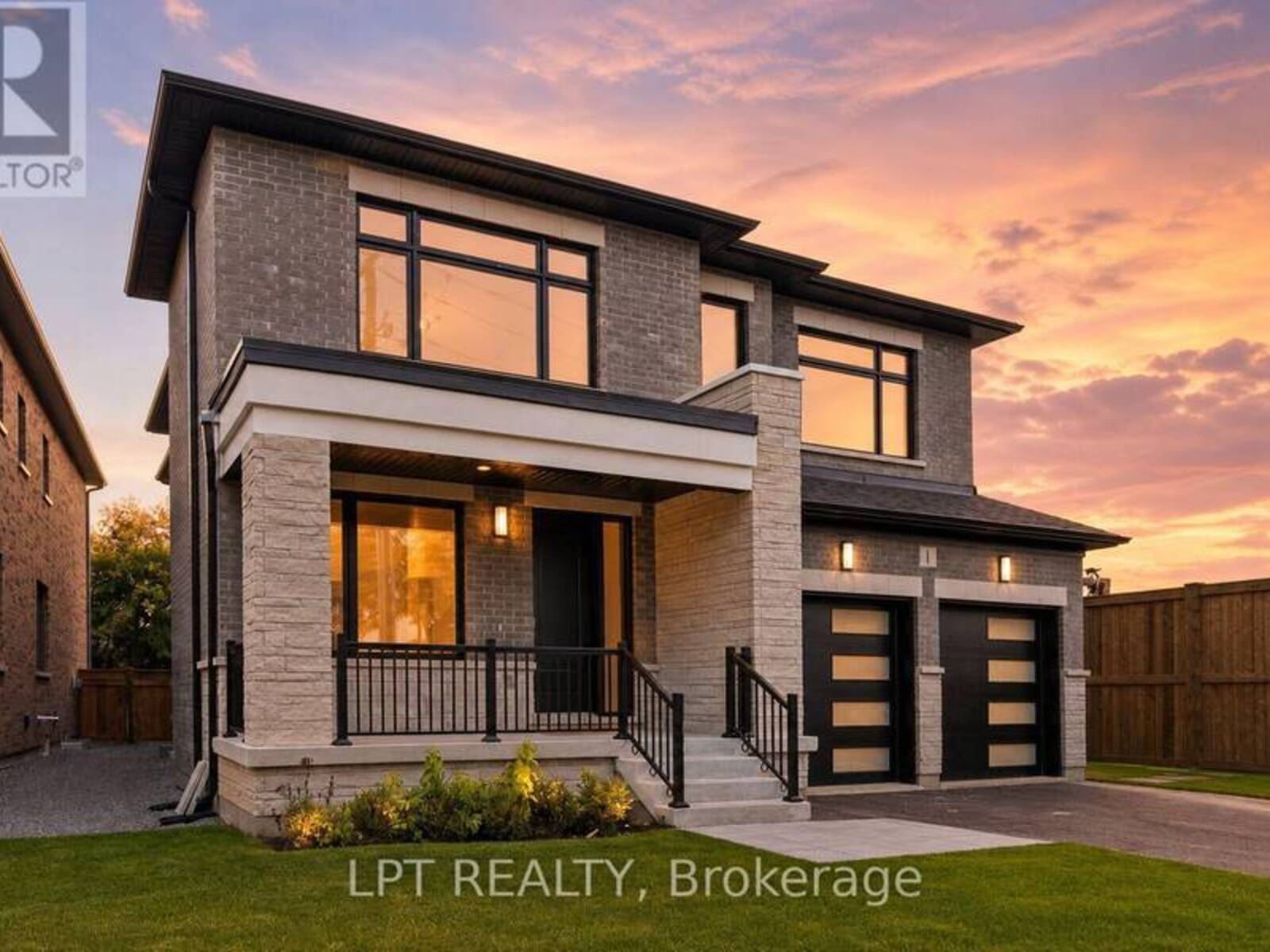 1 RICHMOND PARK DRIVE, Georgina, Ontario L4P 0H2